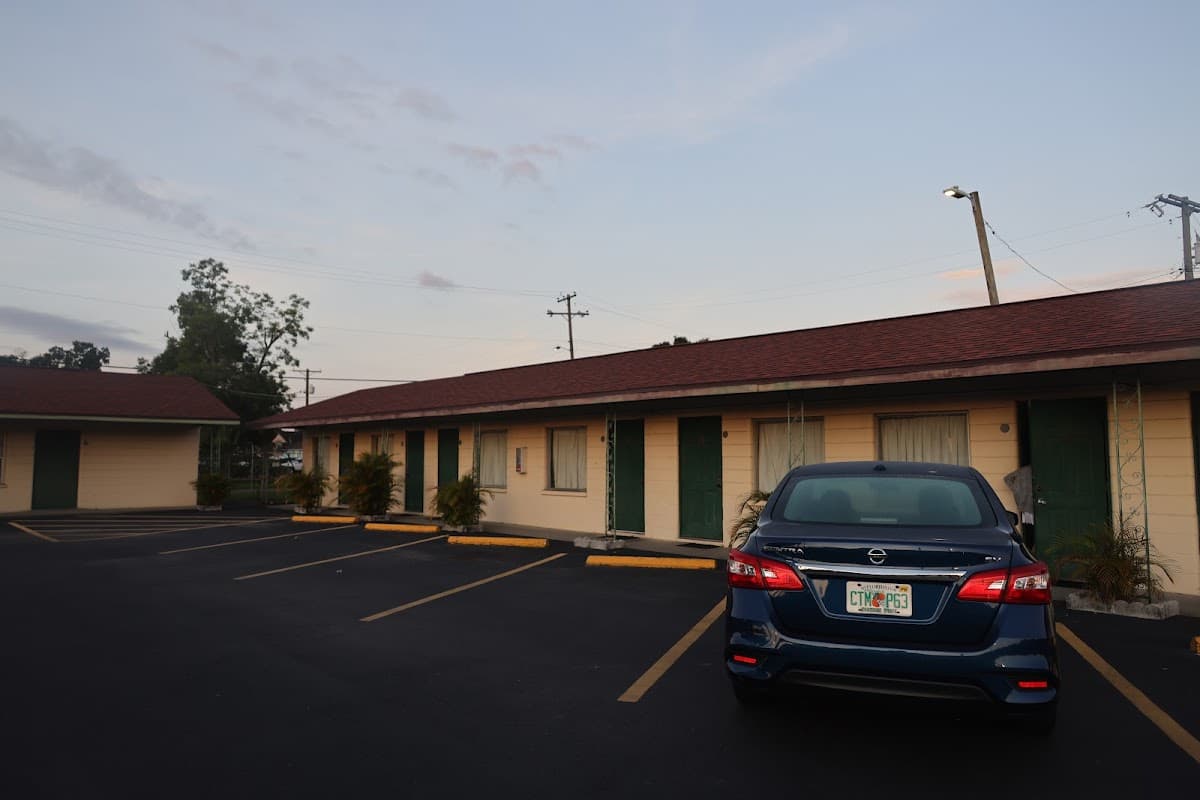 Sunny South Motel