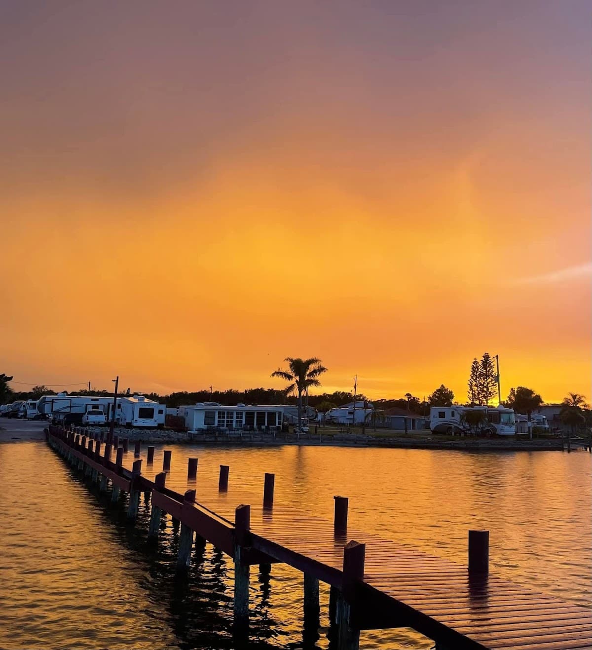 Lathrom's Landing RV Park & Fish Camp