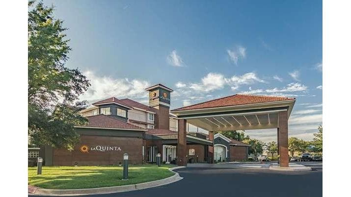La Quinta Inn & Suites by Wyndham Alexandria Airport