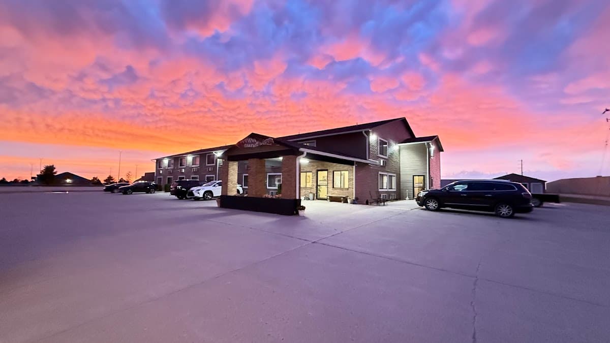 Clarion-Hometown inn