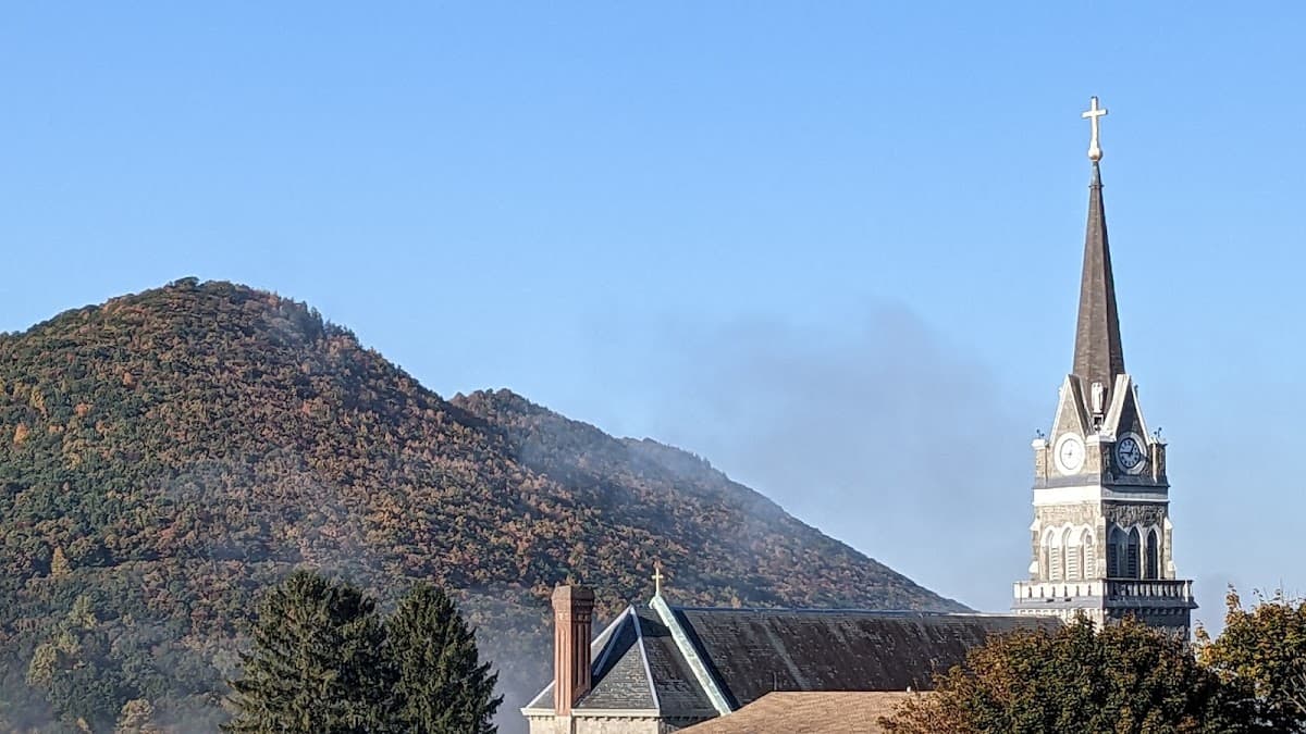 Mountain View Suites