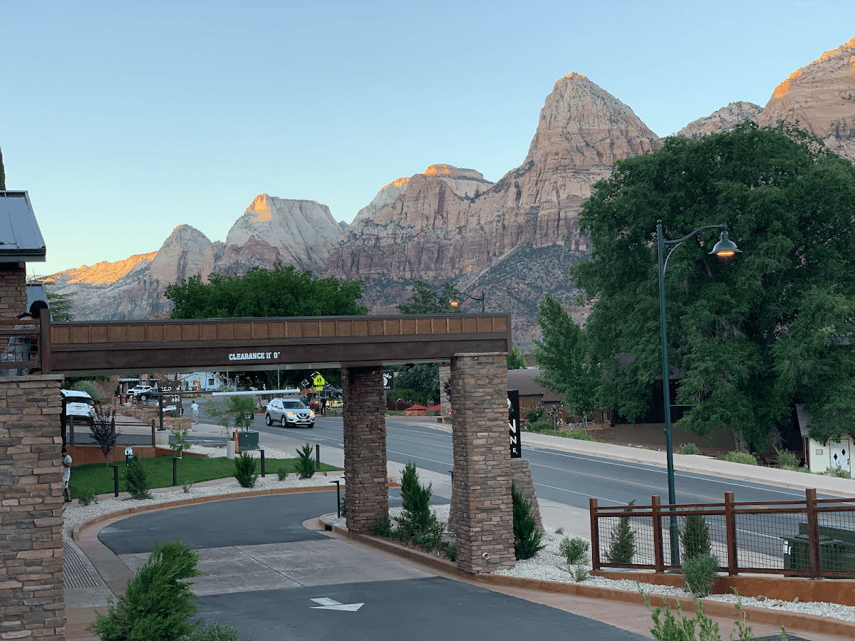 Zion Canyon Lodge