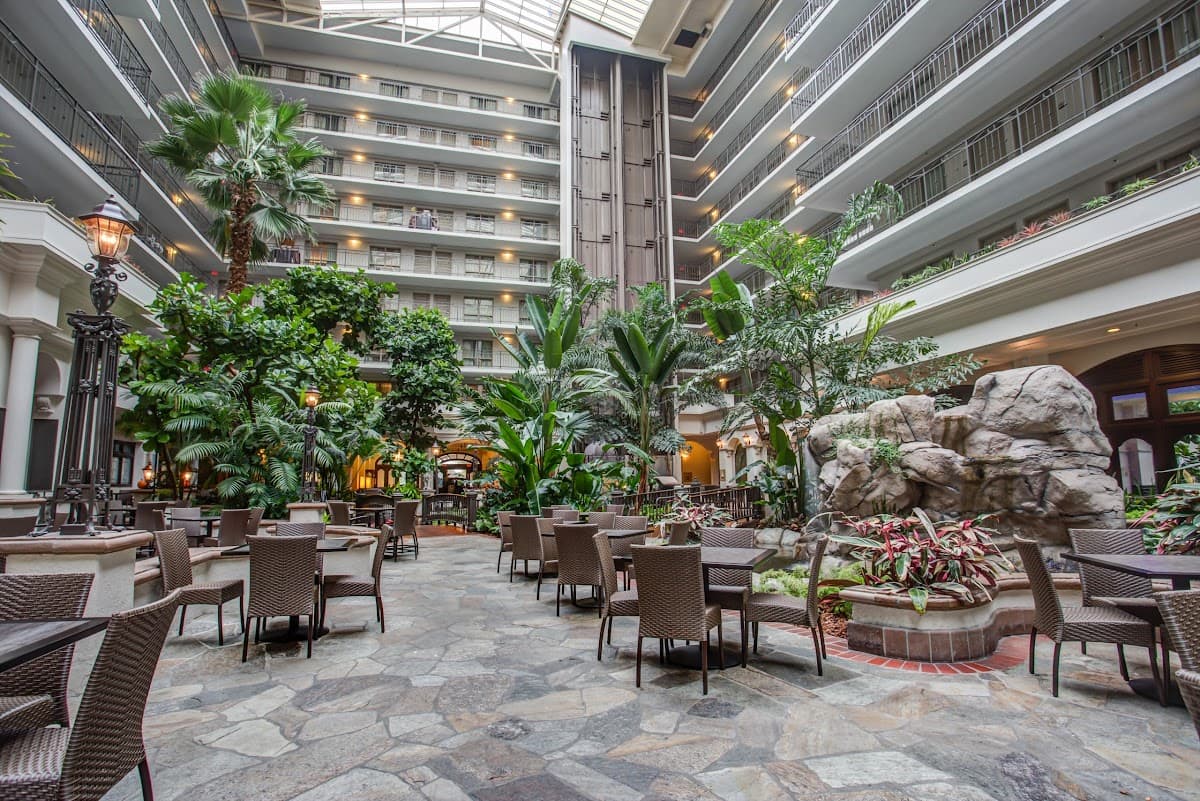 Embassy Suites by Hilton San Francisco Airport Waterfront