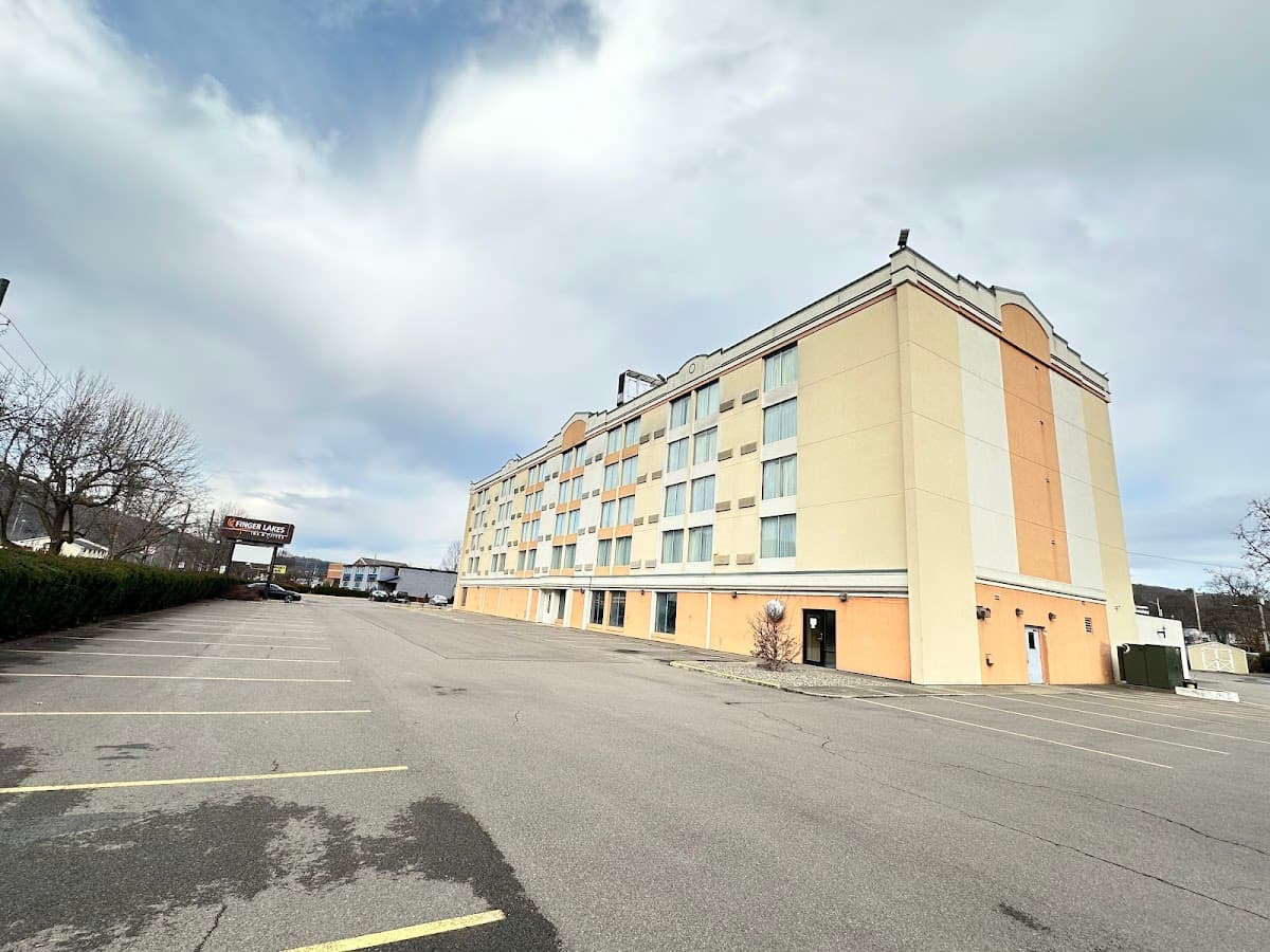 Finger Lakes Inn & Suites Bath Hammondsport Area