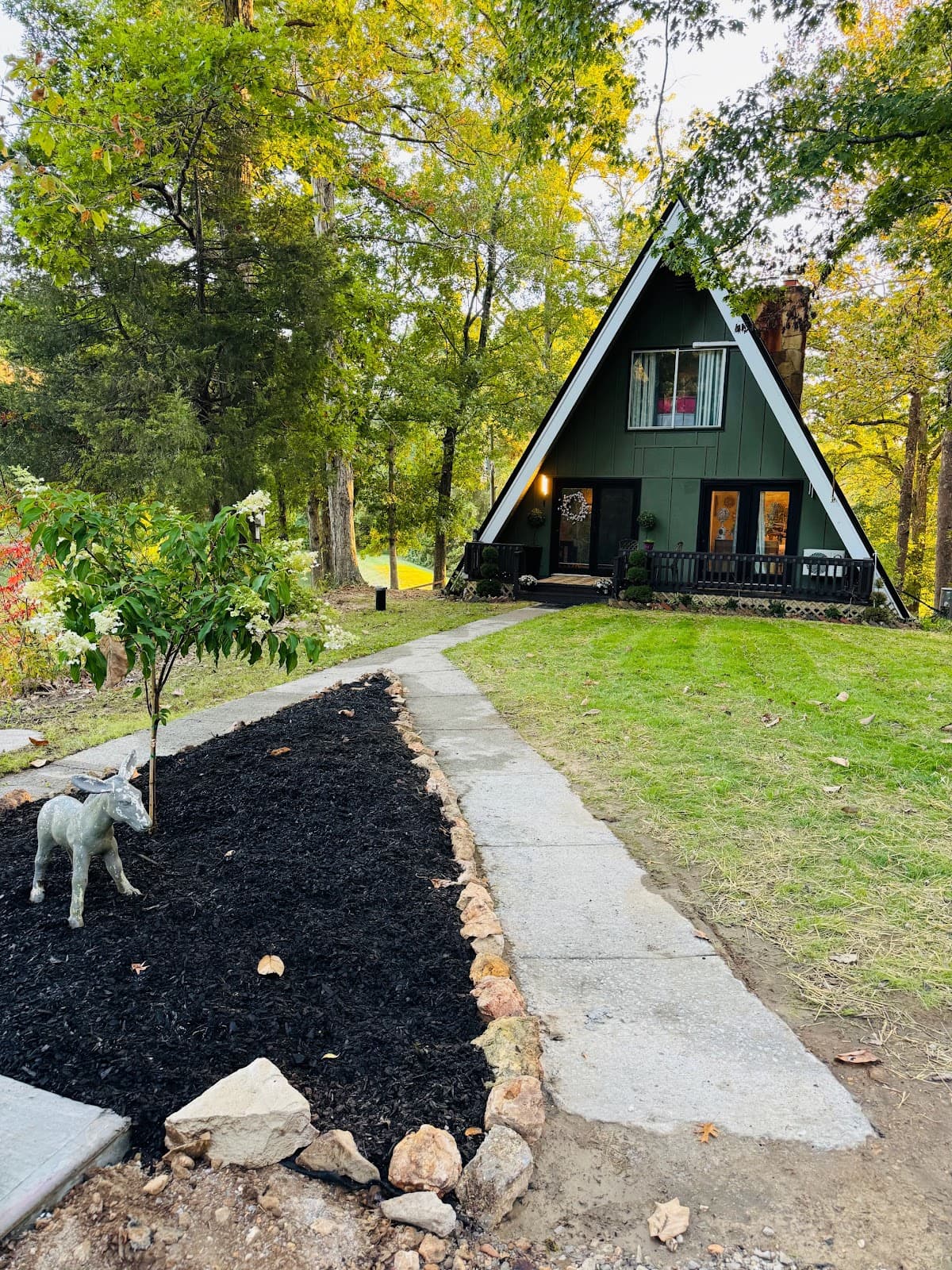 Margie B’s Lake Lodge