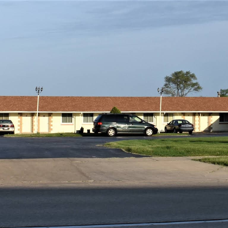 Thomas Motel