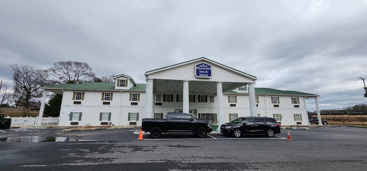 Plantation Inn & Suites Jackson
