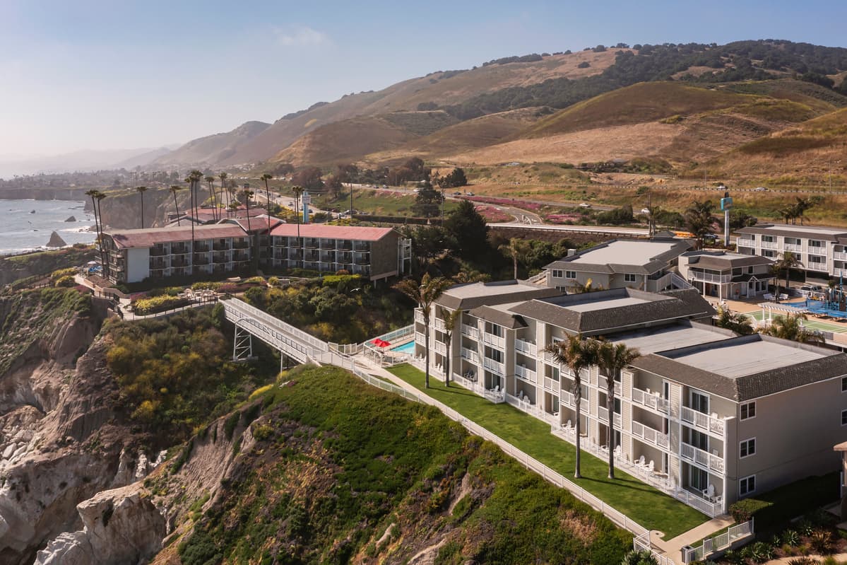 Pismo Lighthouse Suites