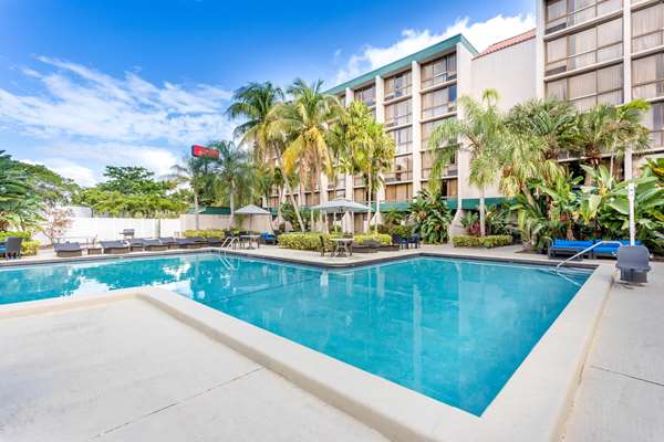 Ramada by Wyndham West Palm Beach Airport