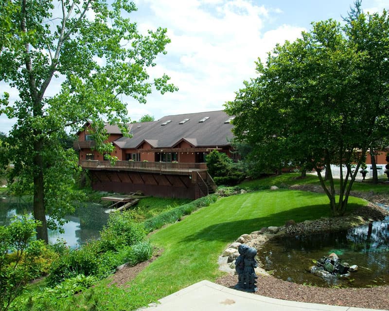 Williams on the Lake