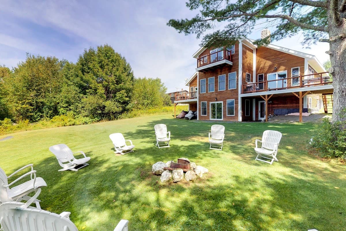 Moosehead Lake Cabins and Vacation Rentals by Vacasa