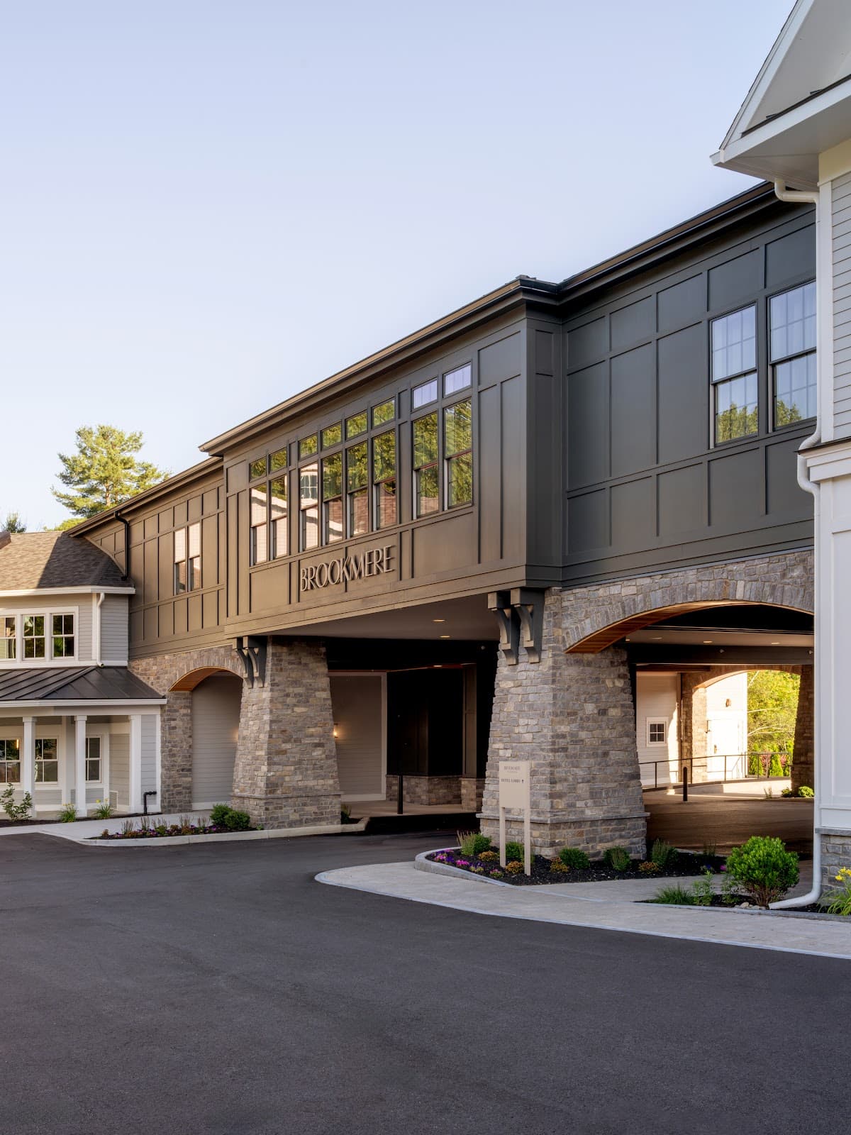 Hotel Brookmere & Arbor Spa
