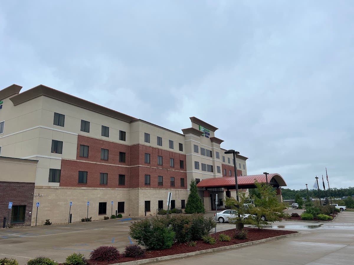 Holiday Inn Express & Suites Columbia Univ Area - Hwy 63 by IHG