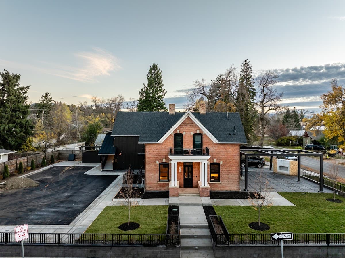 Vintage Estate