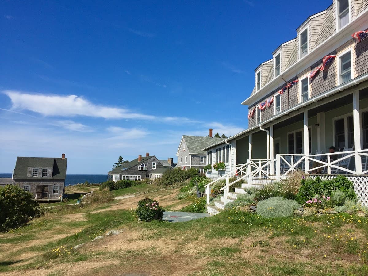 Island Inn
