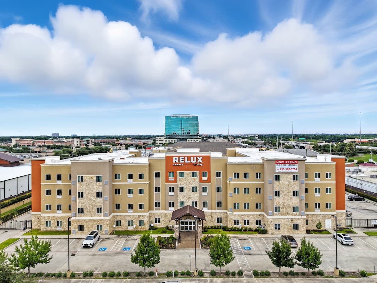 Relux at Westchase