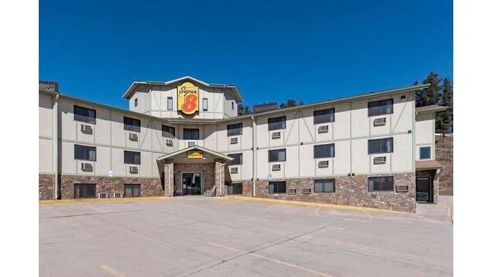 Super 8 by Wyndham Hill City/Mt Rushmore/ Area