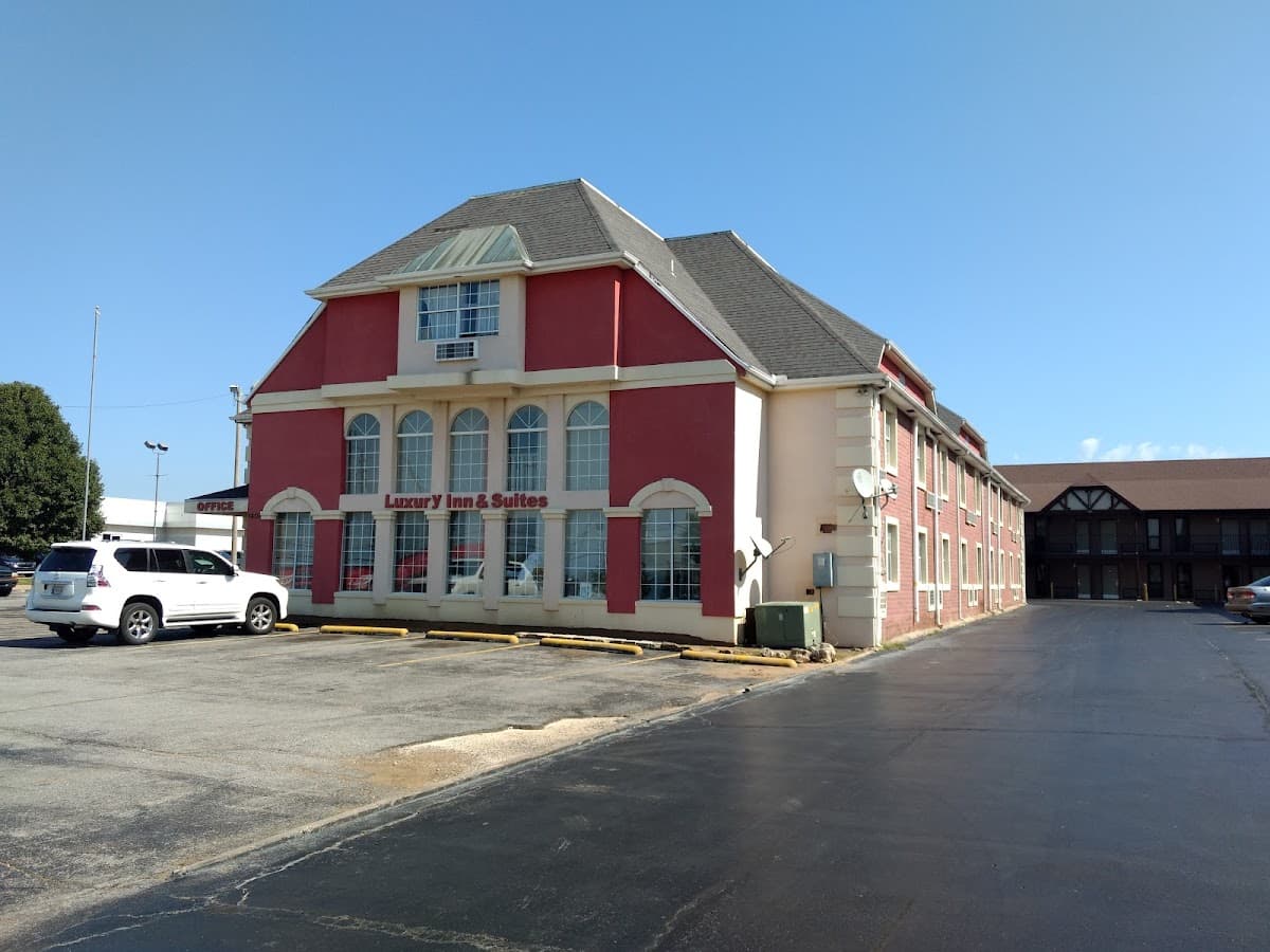 Luxury Inn Suites
