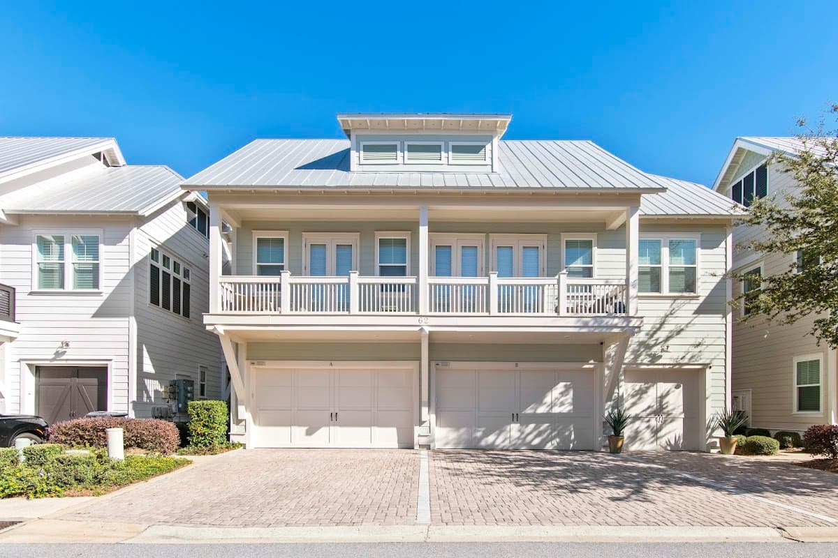 30A Florida Rental - Pool, Nearby Beach, Golf Cart, Pet Friendly!