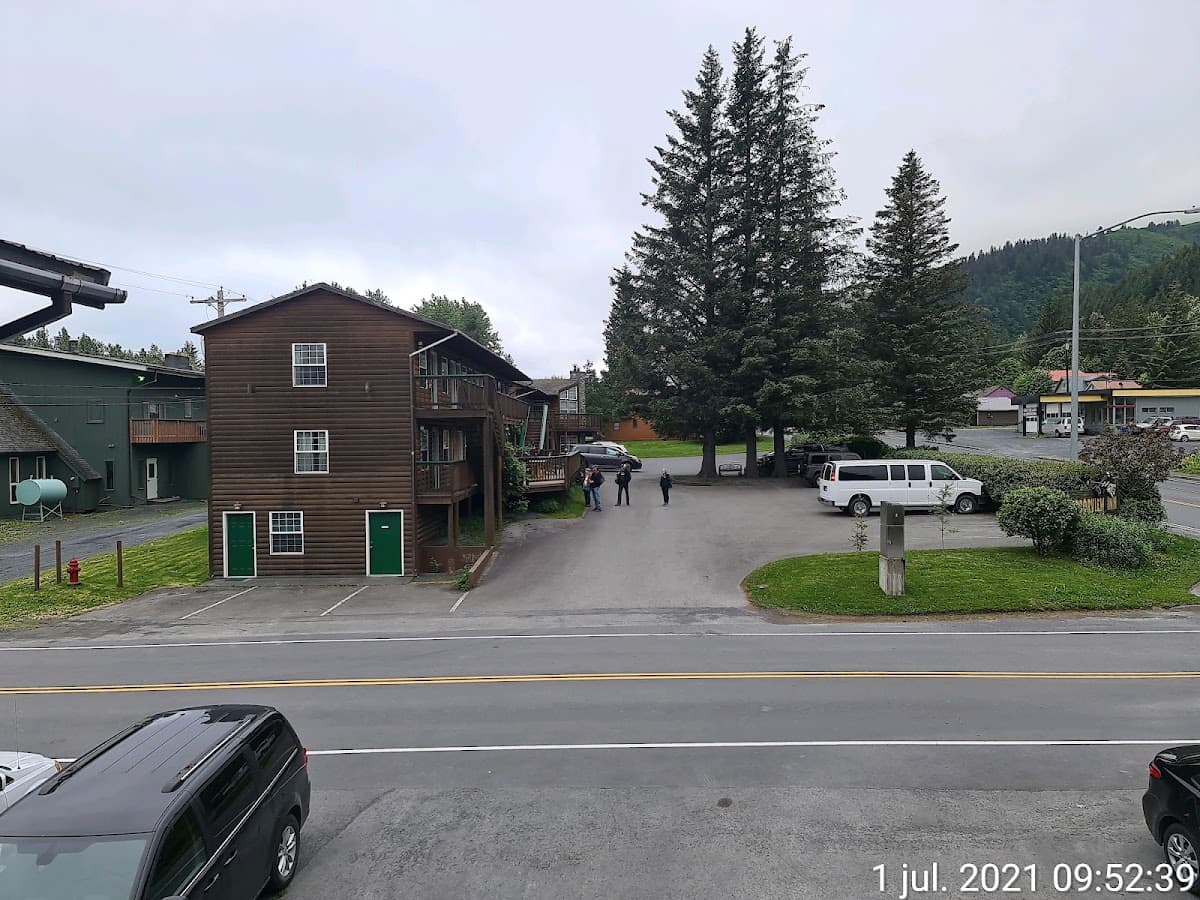 Harborview Inn