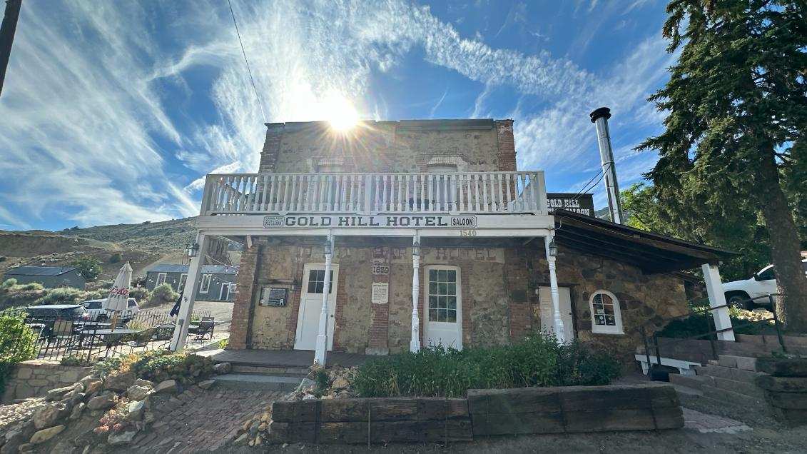 Gold Hill Hotel and Crown Point Restaurant