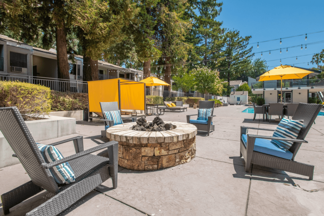 Marina Cove Apartments