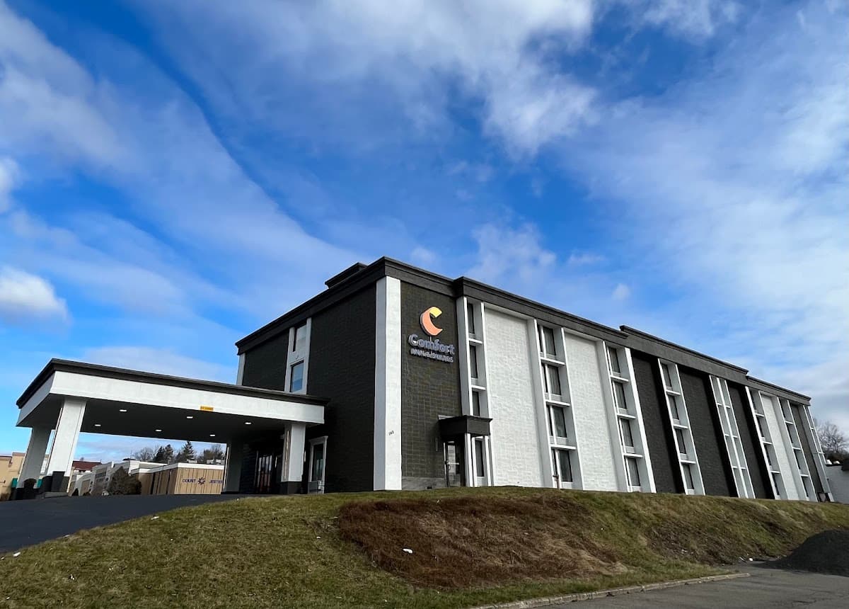 Comfort Inn & Suites