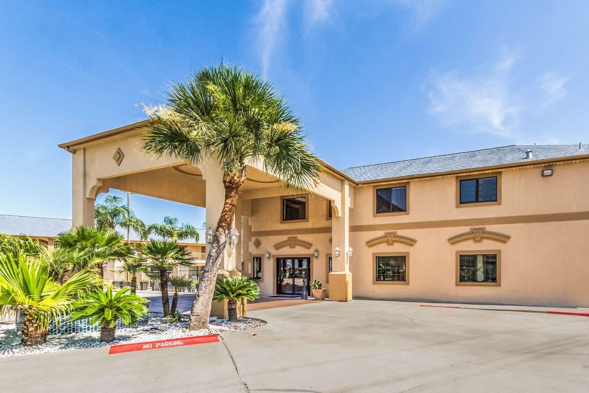 Econo Lodge Inn & Suites Corpus Christi