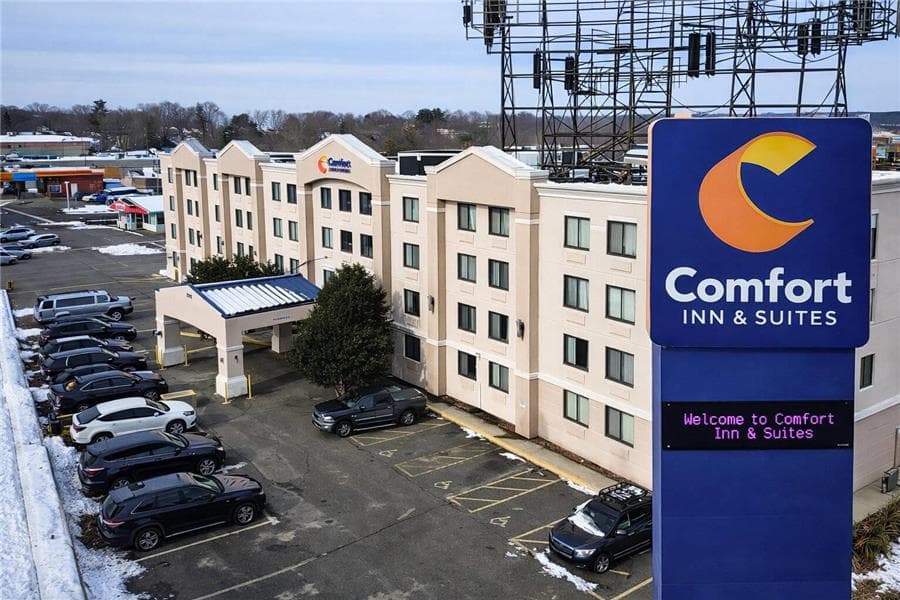 Comfort Inn & Suites Meriden East