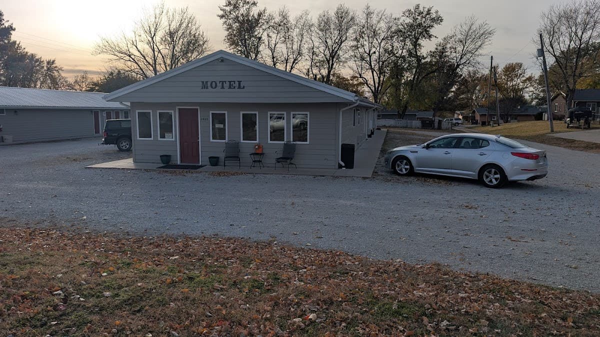 Pawnee Inn