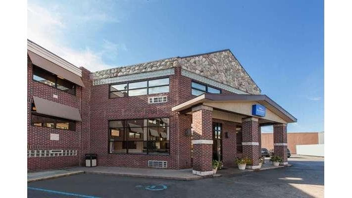 Baymont by Wyndham Downtown Detroit