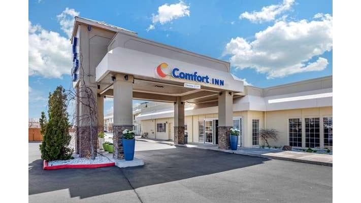 Comfort Inn & Suites