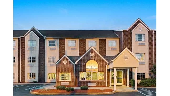 Microtel Inn & Suites by Wyndham Florence/Cincinnati Airport
