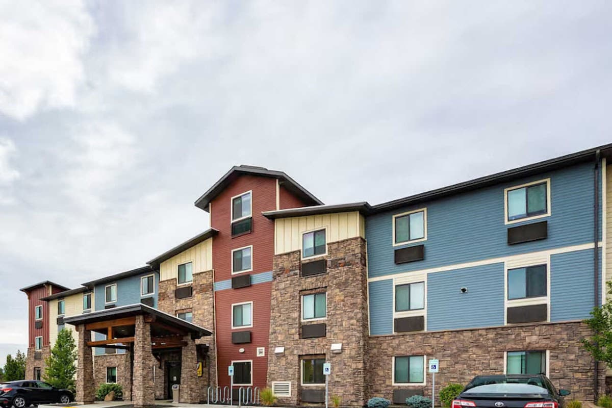 MainStay Suites