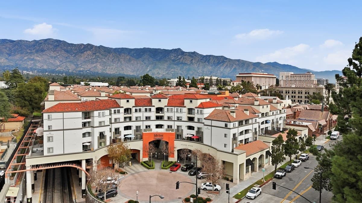 Holly Street Village Apartments