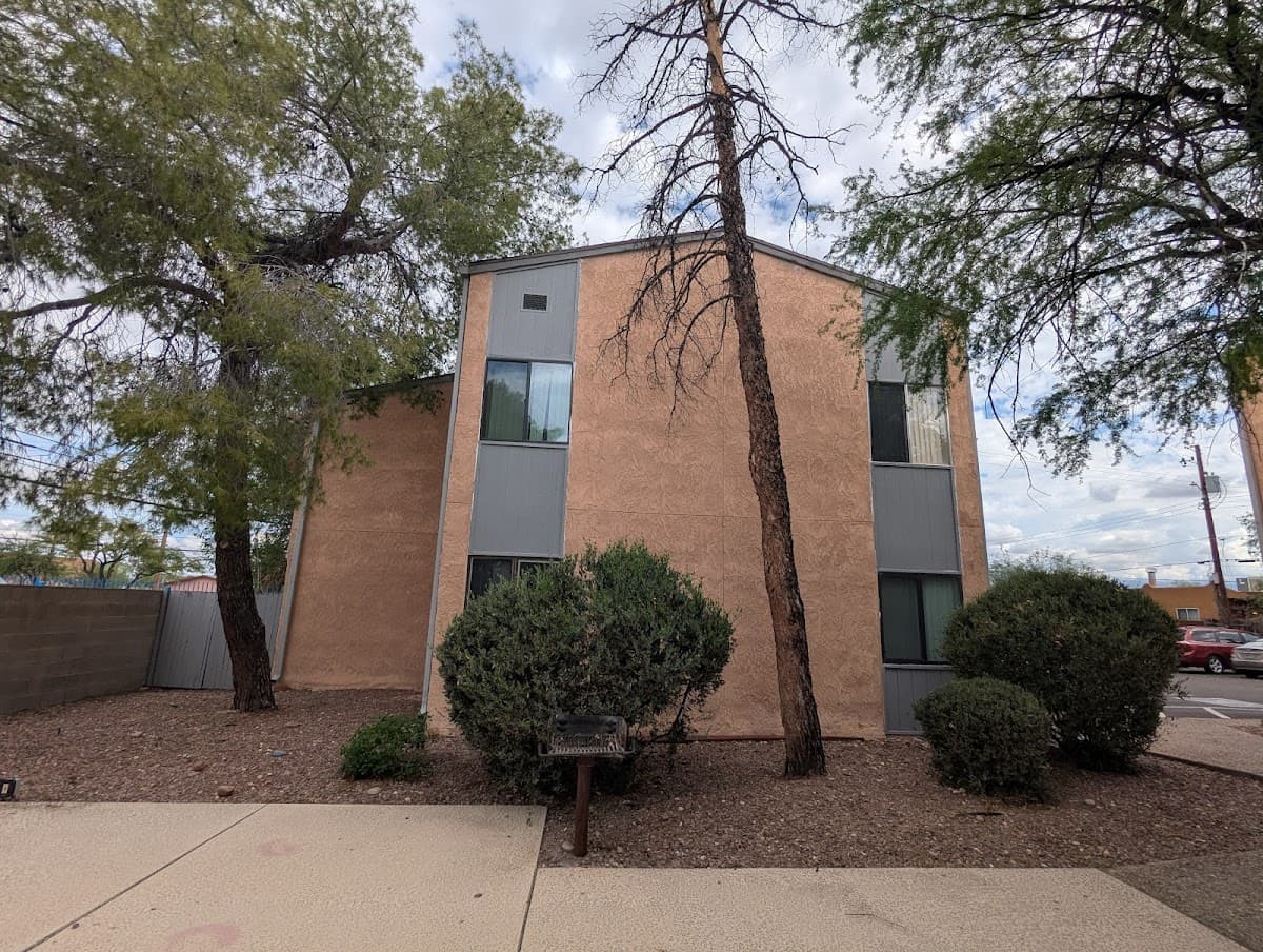 Pepper Tree Apartments