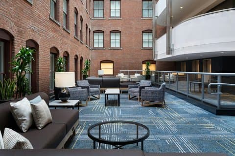 Courtyard by Marriott Philadelphia Downtown