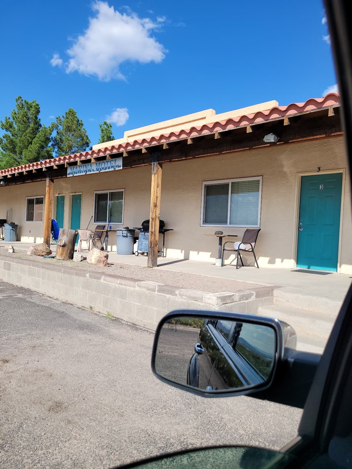 Marina Suites Motel