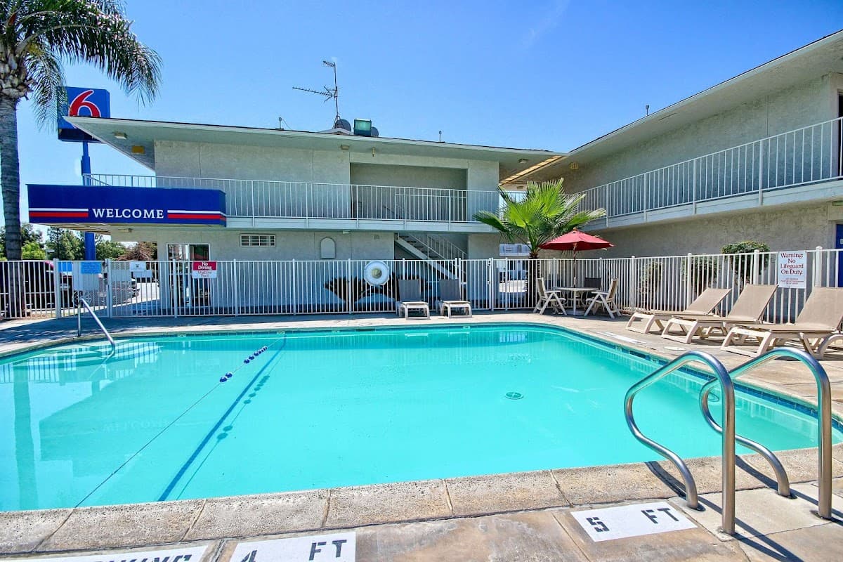 Motel 6 Tulare, CA