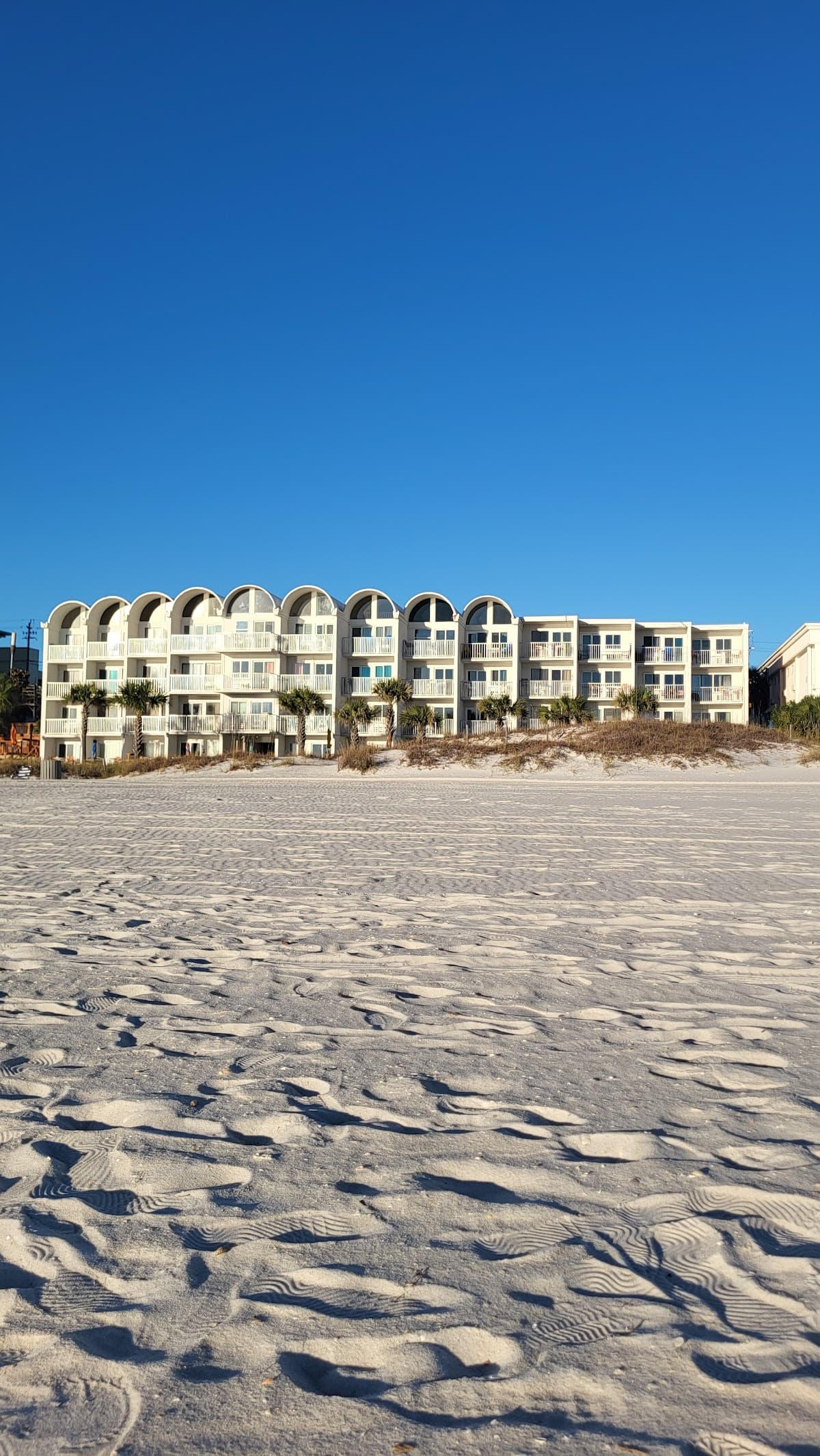 Ambassador Condominimum