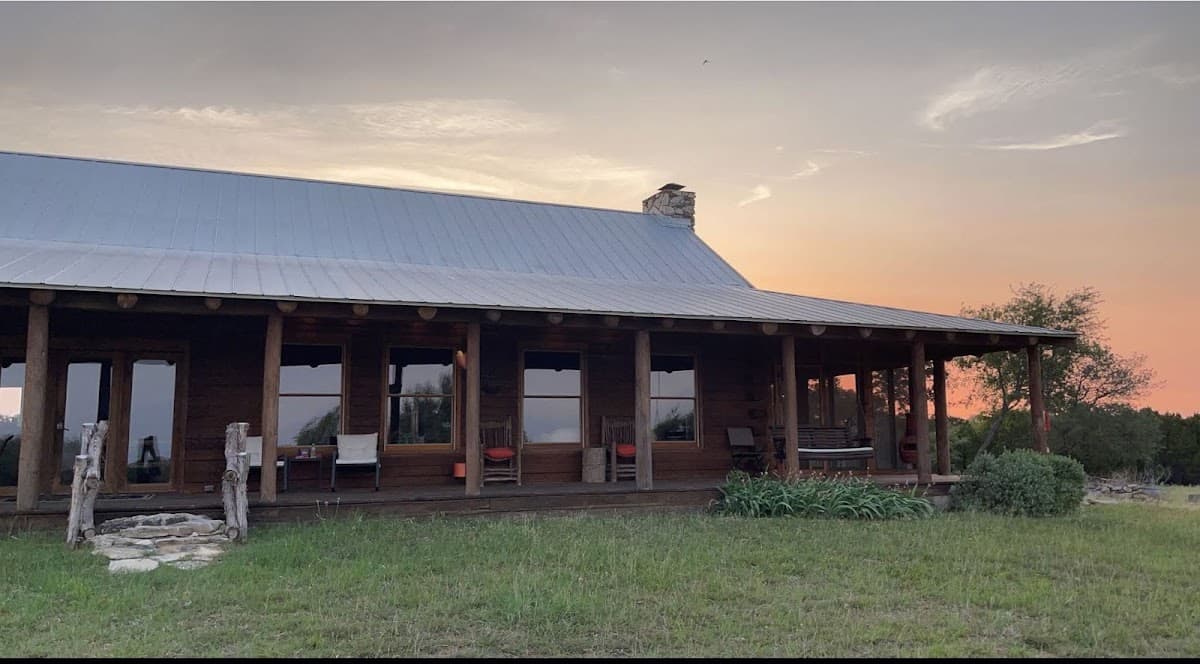 airbnb Peaceful Cabin Retreat, Kopperl, TX