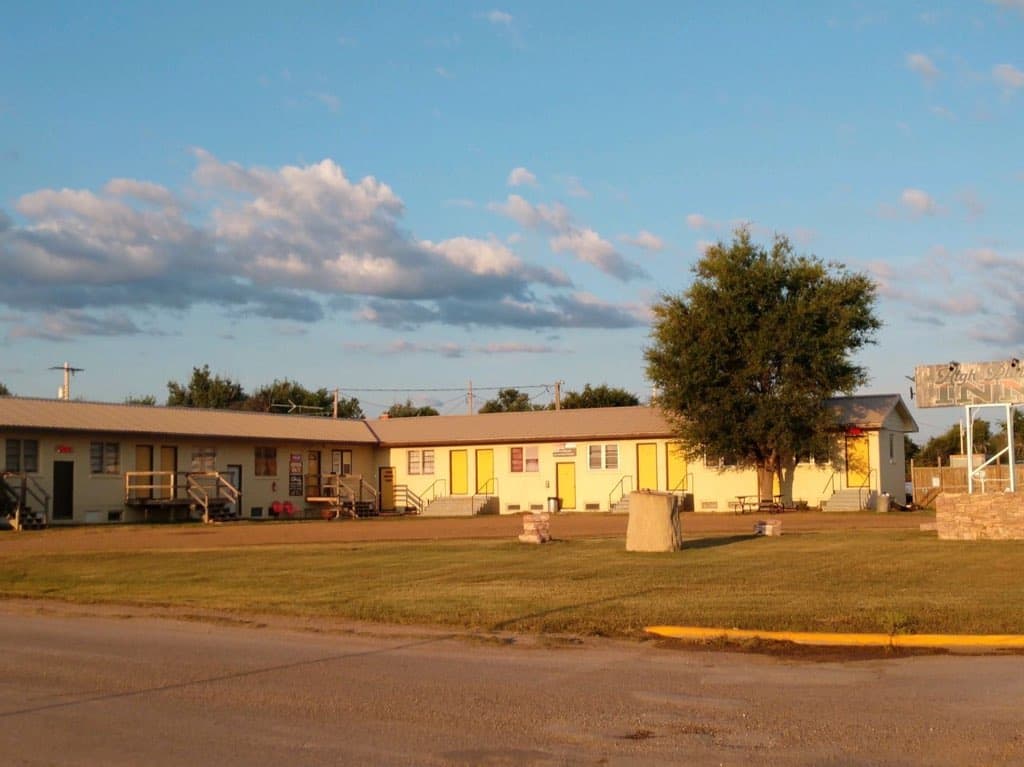 High Plains Inn
