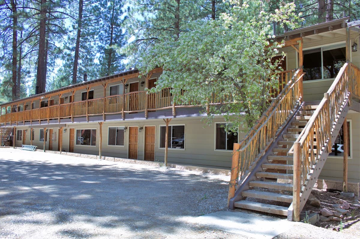 Goldmine Lodge