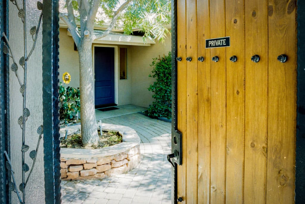 Pines Inn & Suites