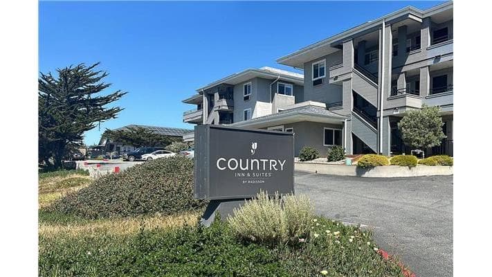 Country Inn & Suites by Radisson, Monterey Beachfront-Marina, CA