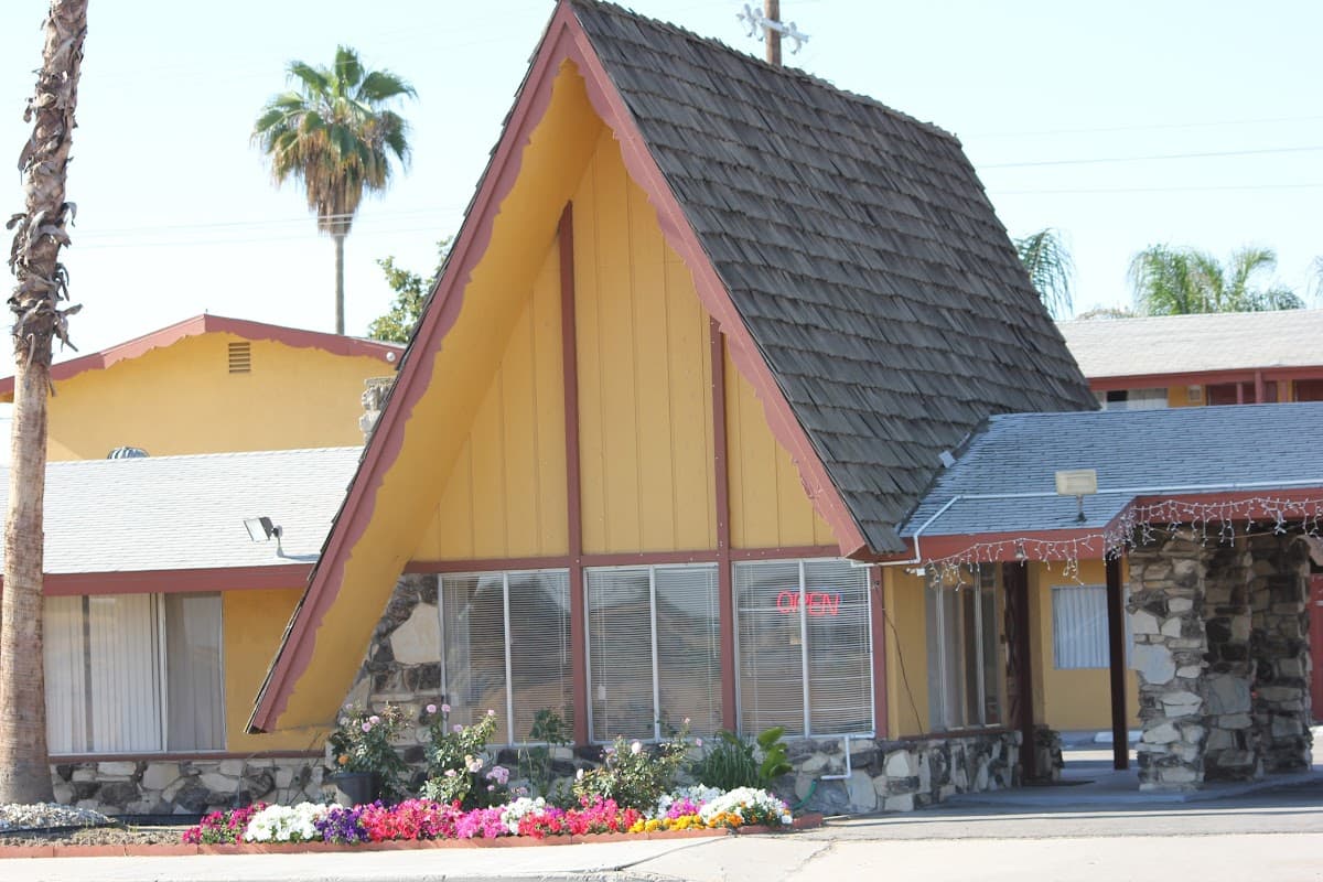 CINDERELLA MOTEL