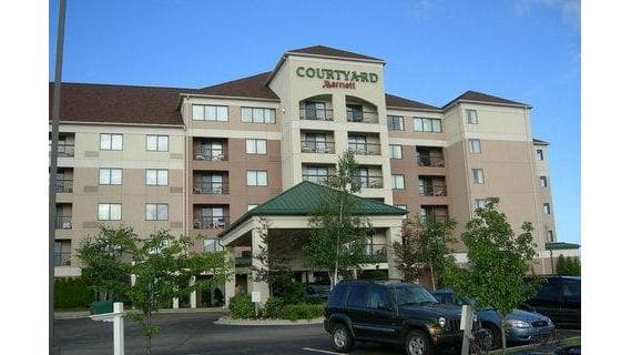 Courtyard by Marriott Erie Ambassador Conference Center