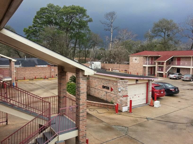 Moon Place Inn