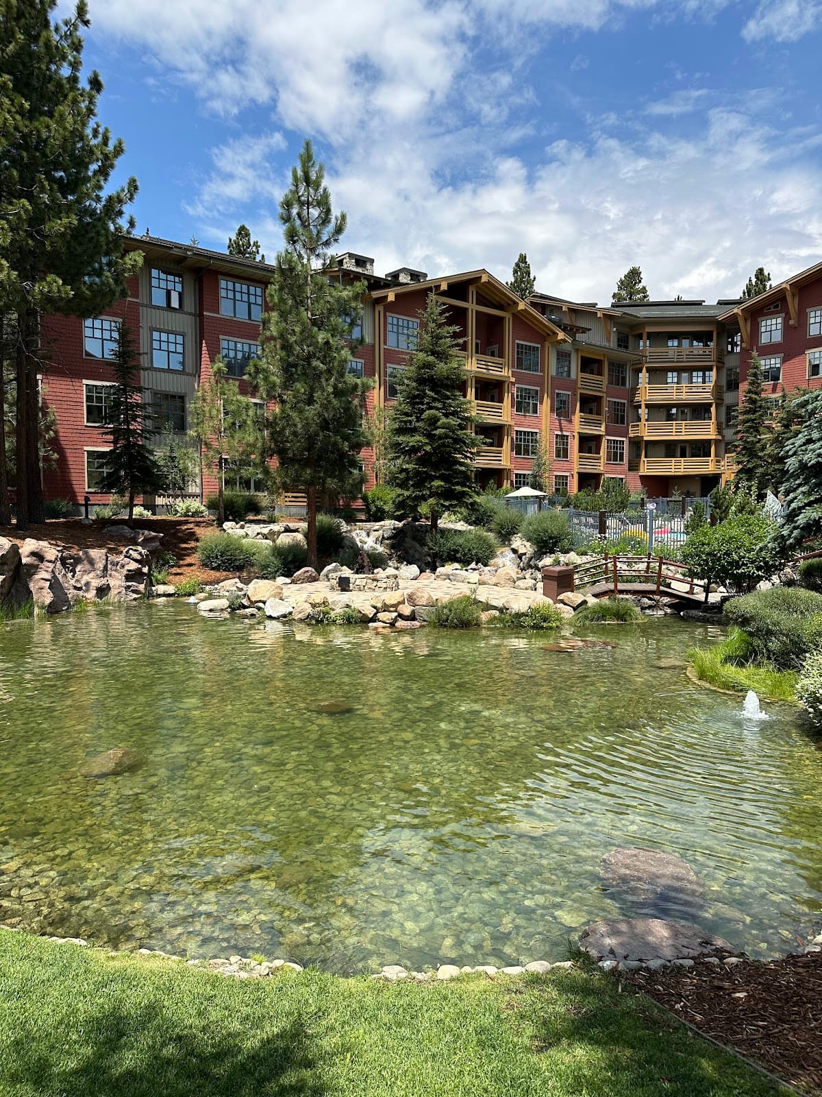 #506 Village Condo, Steps to Gondola