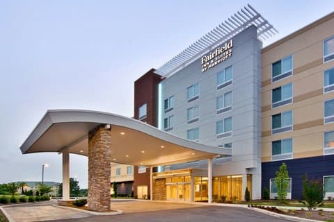 Fairfield by Marriott Inn & Suites Nashville Airport